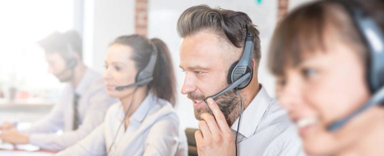 The Top 5 Benefits of Using a VoIP Telephone System