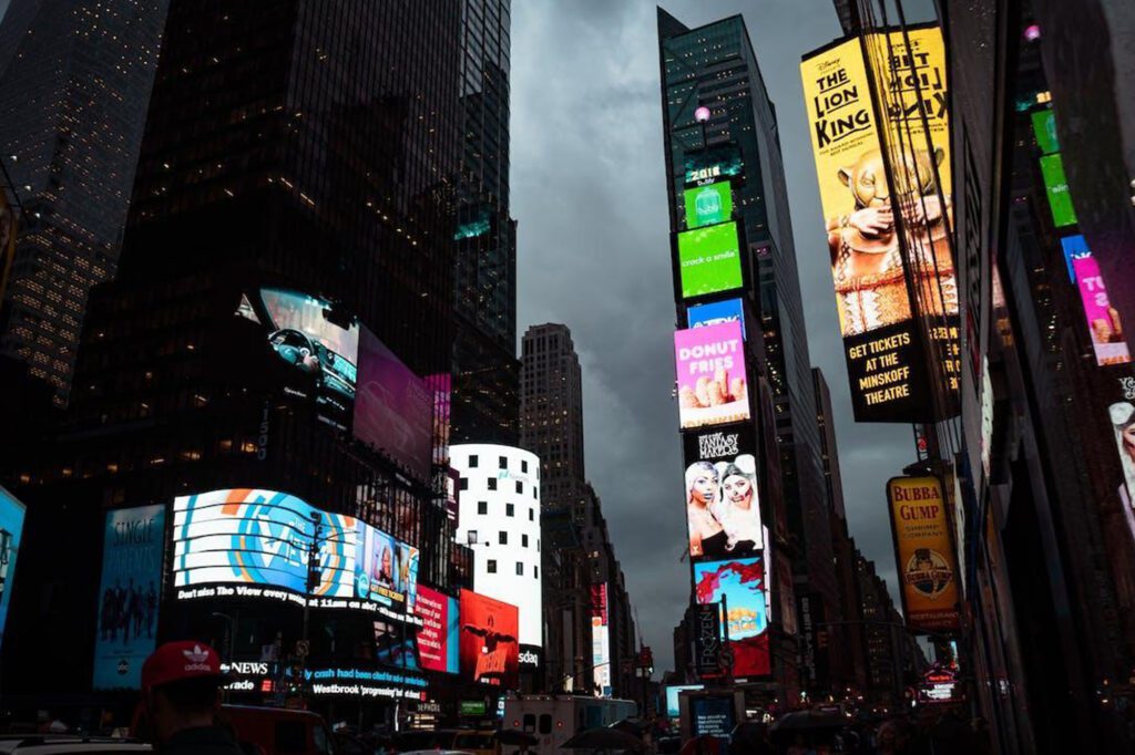 Exploring the Advancements in Digital Signage Technology