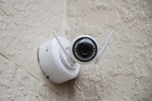 5 Tips for Choosing Security Cameras for Your Business Office