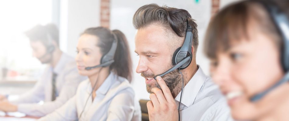 The Top 5 Benefits of Using a VoIP Telephone System